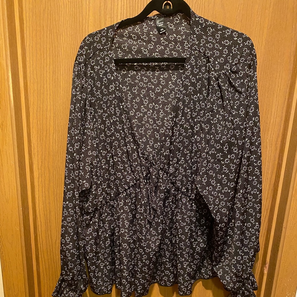 Plus size flower blouse